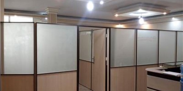بازسازی و ساخت دکور مغازه و جابجایی و تعمیرات انواع پارتیشن 